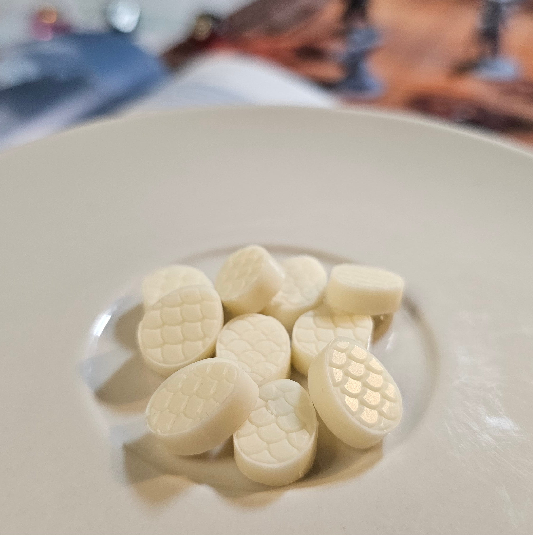 White Chocolate Mini Dragon Eggs White Chocolate Mini Dragon Eggs